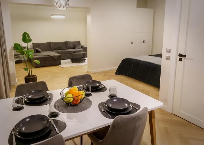 Апартаменты Stylish In The Heart Of Tallinn, Free Parking Таллин