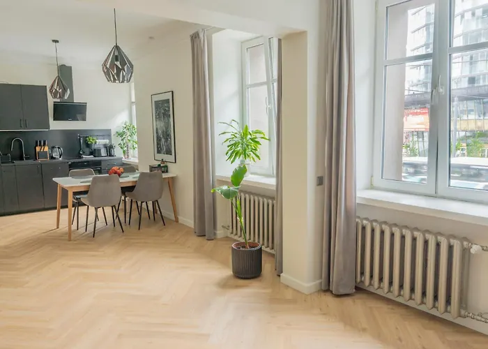 Appartamento Stylish In The Heart Of Tallinn, Free Parking Reval